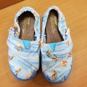 TOMS toddler shoes